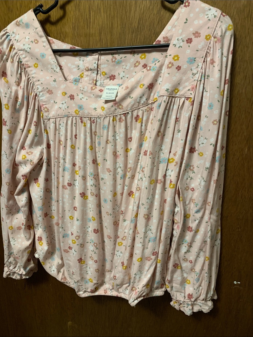 Arizona Jean Company Pink Floral Long Sleeve Blouse